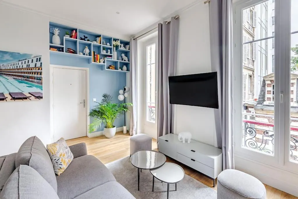 Apartment Newly Renovated Apt Near La Madeleine Paris