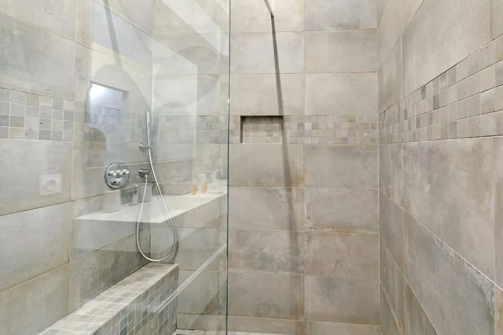 Newly Renovated Apt Near La Madeleine Paris 0*,