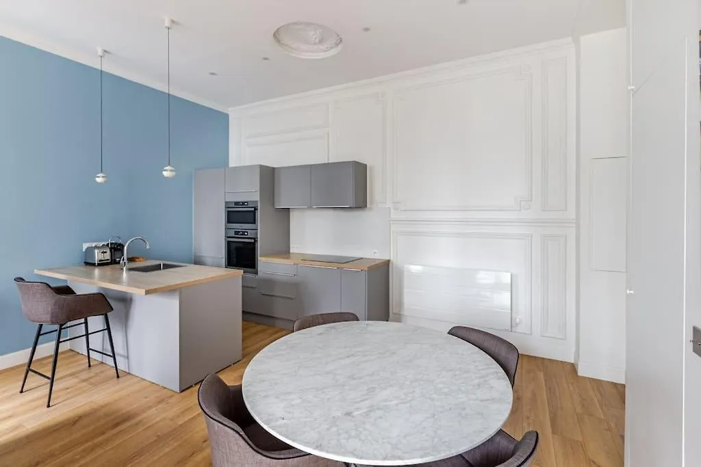 Apartment Newly Renovated Apt Near La Madeleine Paris